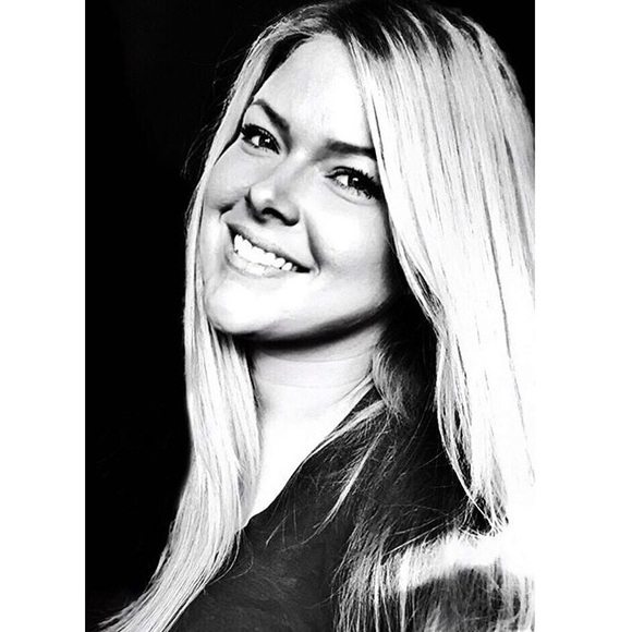 Meet your Posher, Angela - Picture 1 of 1